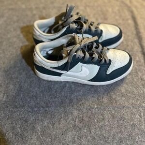 Nike Dunk Low Midnight Navy Light Smoke Grey Kids Sneakers FB9108-300 Size 3Y